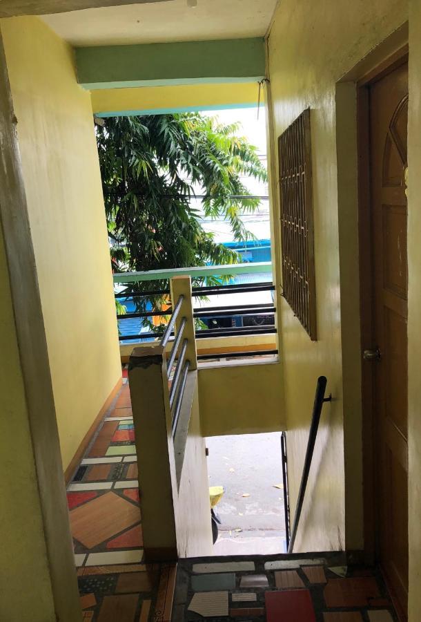 Favila Transient Rooms Pasay Esterno foto