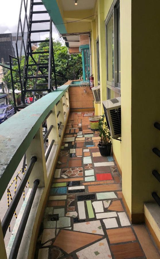 Favila Transient Rooms Pasay Esterno foto