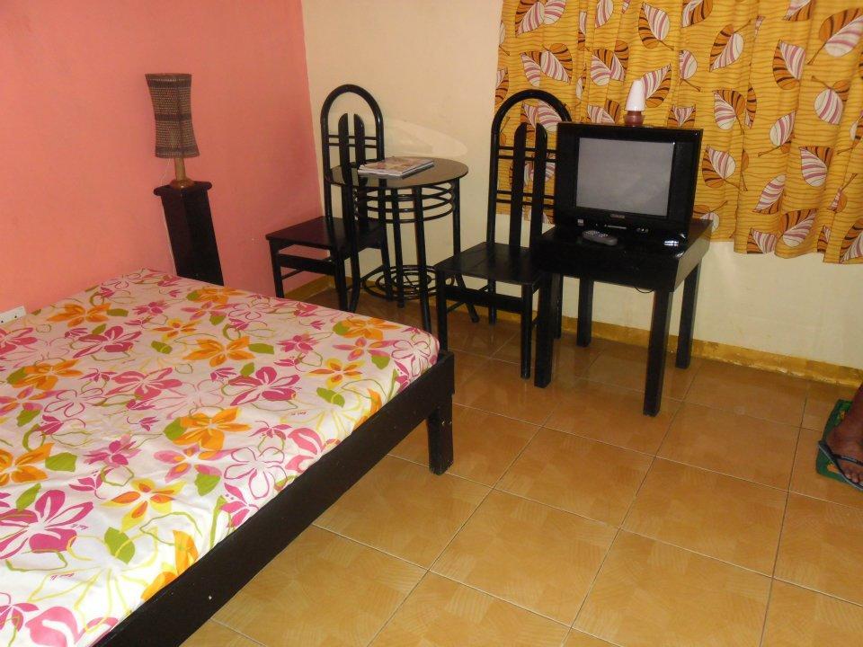 Favila Transient Rooms Pasay Esterno foto