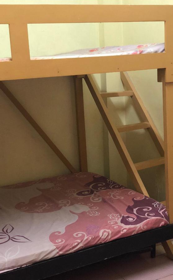 Favila Transient Rooms Pasay Esterno foto