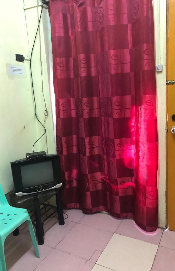 Favila Transient Rooms Pasay Esterno foto