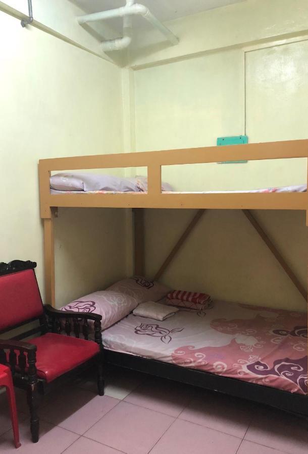 Favila Transient Rooms Pasay Esterno foto